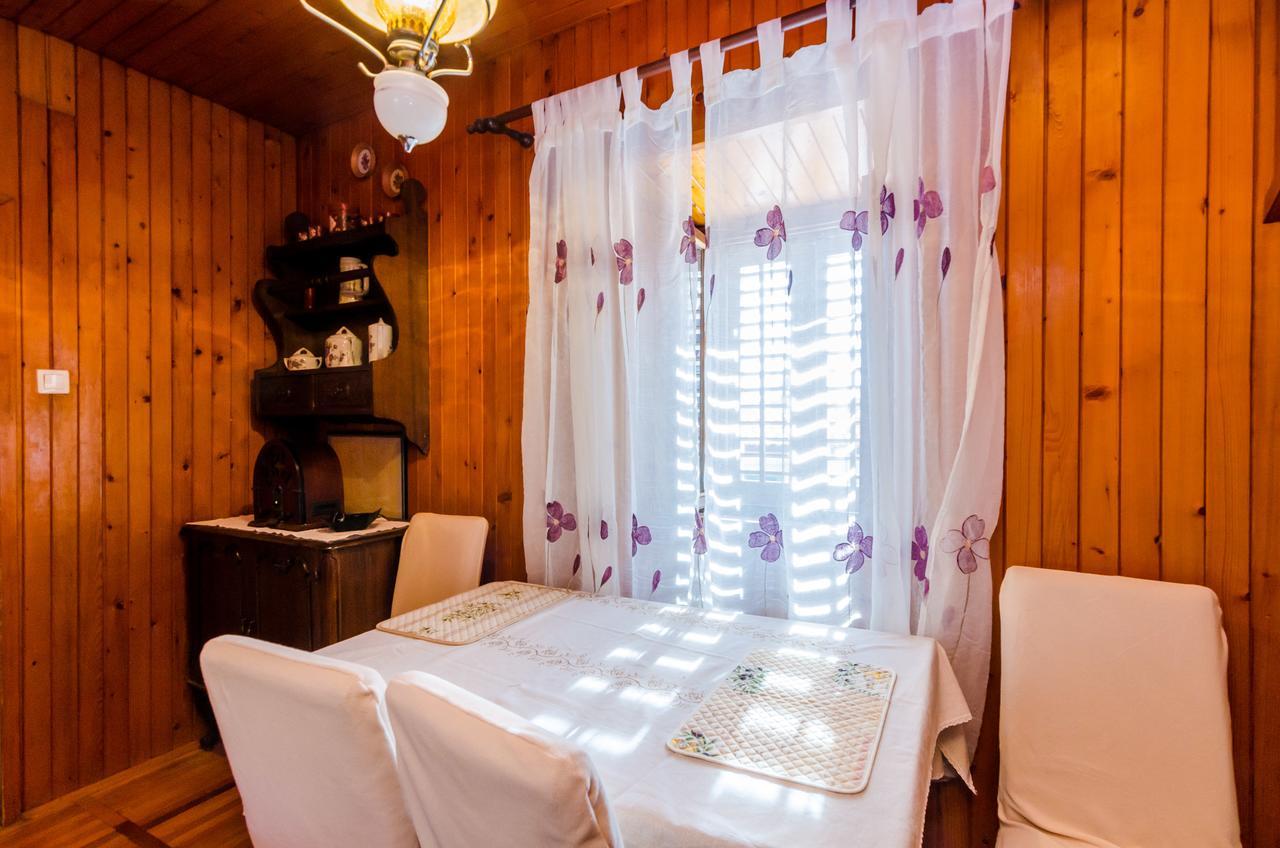 Ivona Apartman *